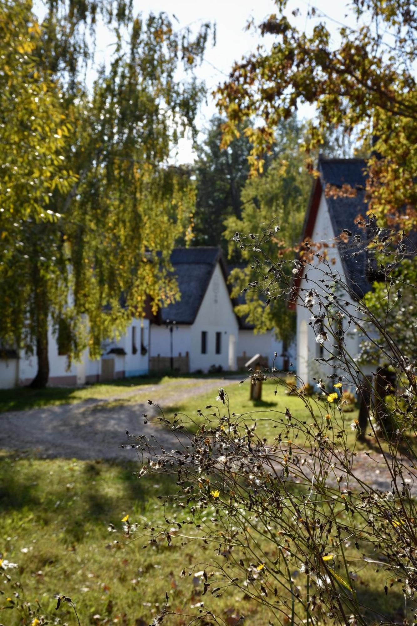 Bohem Birtok Es Csarda Hotel Zamardi Exterior photo